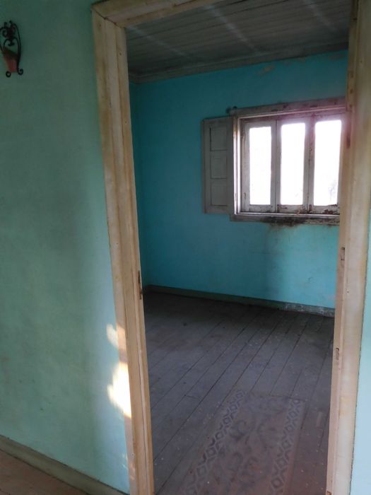 Casa para renovar ,Excelente local , bons acessos, boa esposição solar