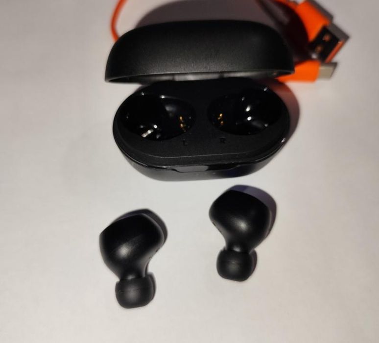 Навушники JBL Tune 115 TWS Black (JBLT115TWSBLK)

Були у використанні