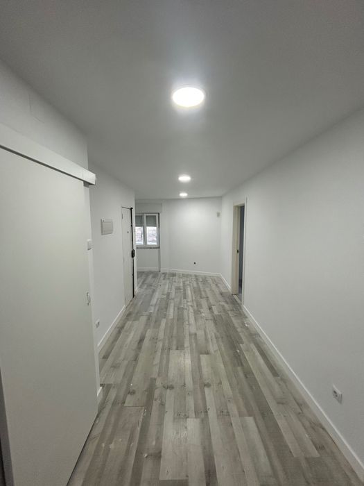 Apartamento T1+1 com garagem Porto Alto