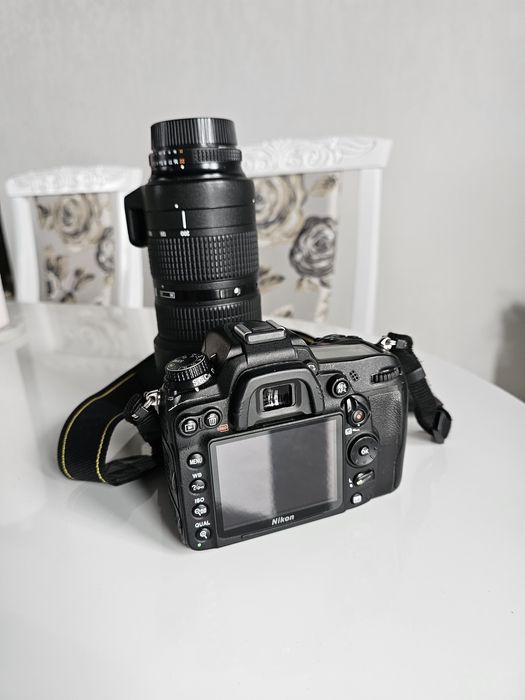 Nikon D7000 + 50mm f1.8D + 80-200 f2.8 D mk3