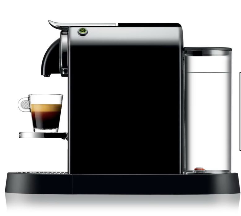 Maquina cafe nespresso - nova