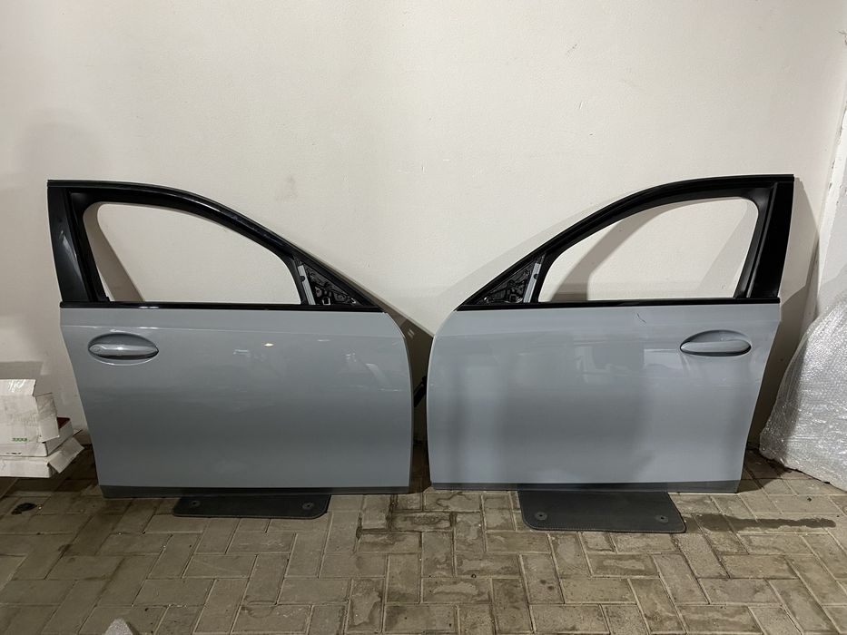 Двери передни левая правая BMW G20/G21 рестайл