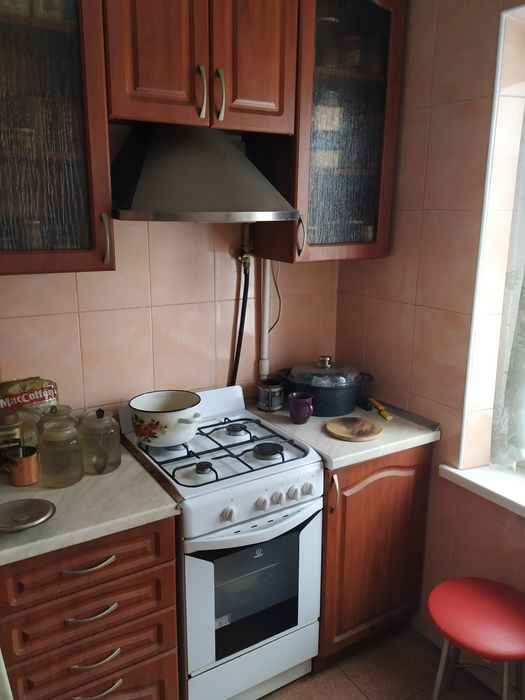 Сдам комнату в 2-ух комнатной квартире ул. Здолбуновская