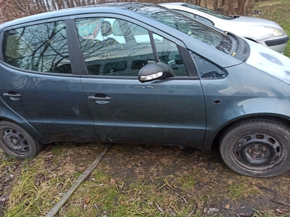 Mercedes A klasa A170. Dzwi błotniki lampy maskay
