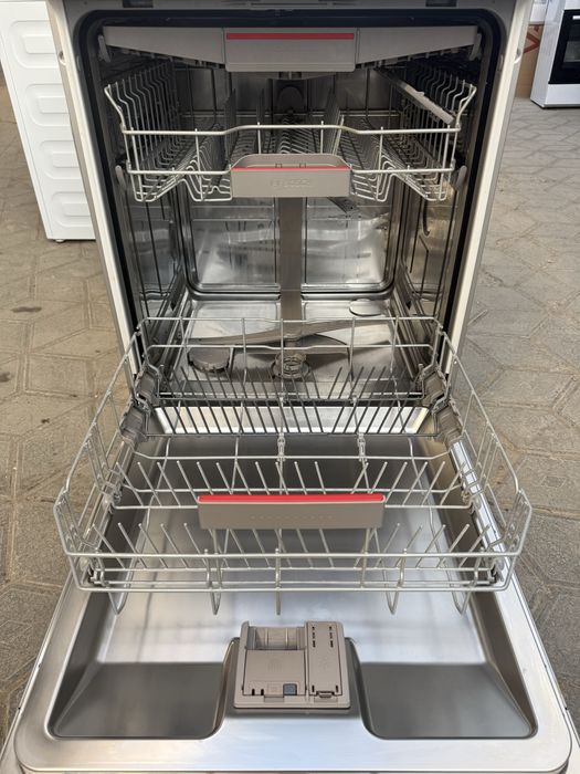 Посудомийна машина Bosch SL6PW1B