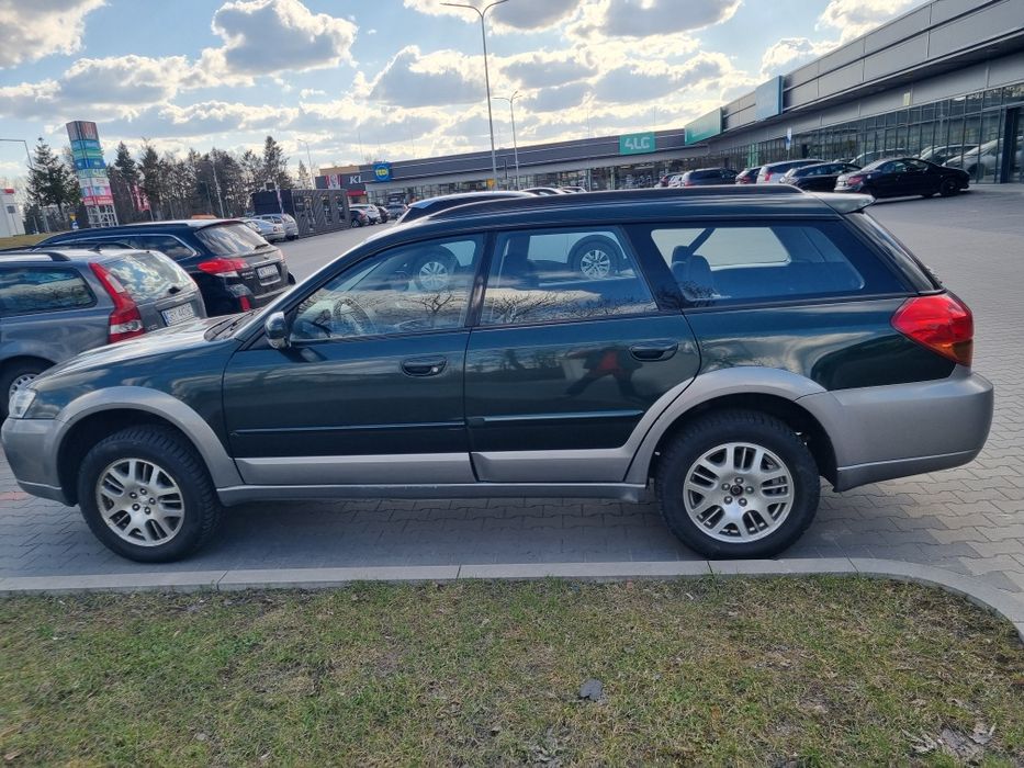 Subaru  Outback  3