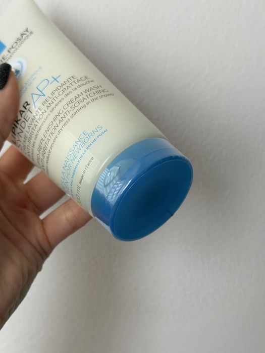 Очищуючий крем-гель від La Roche