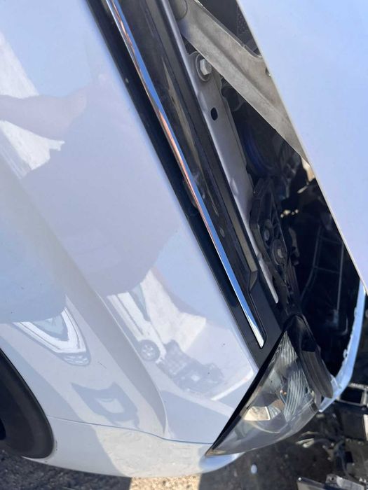 Peugeot 5008 salvado