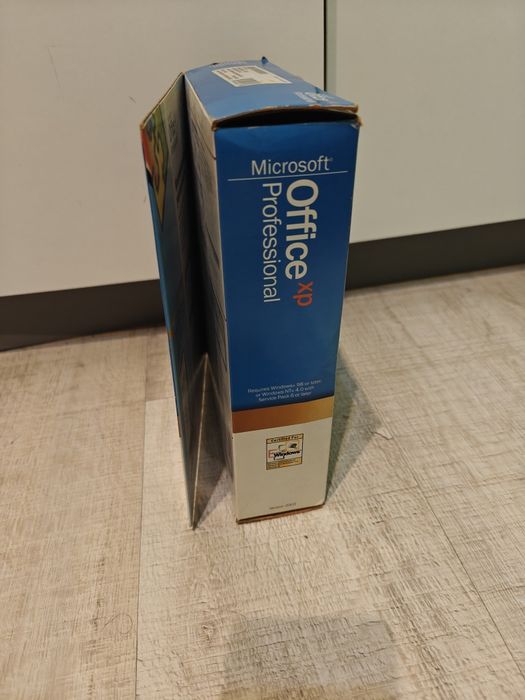 Microsoft Office XP box