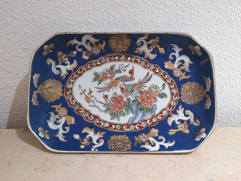 Travessa louça chinesa com decoração policromada