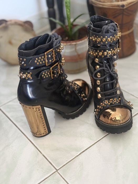 Bota preta  n 36