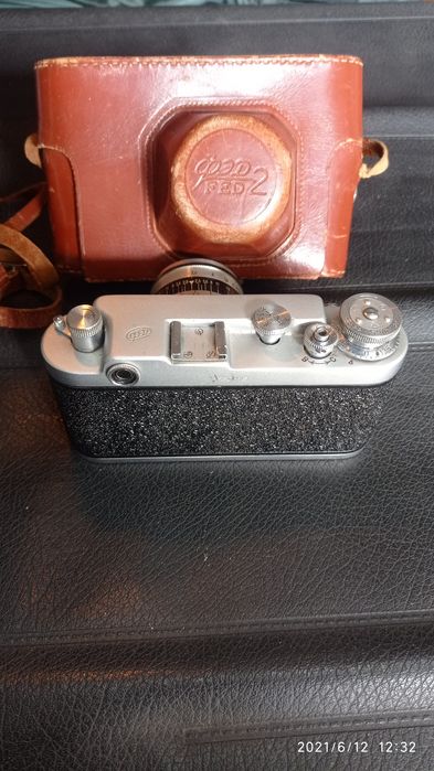 Продам фотоаппарат ФЭД 2
