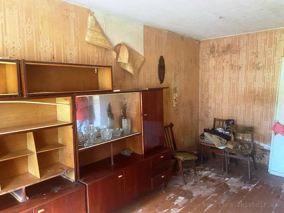 N:14090 - Продаж квартири, 3-кімн., Озерне, 61 м², 1/5-пов., цегла