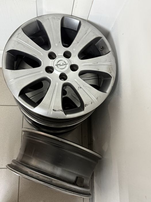 Диски R17 на Opel