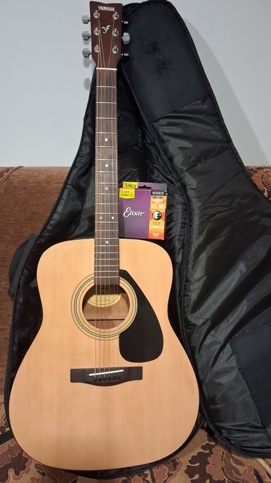 Yamaha f 310 + 2 комплекта струн + утеплений чохол