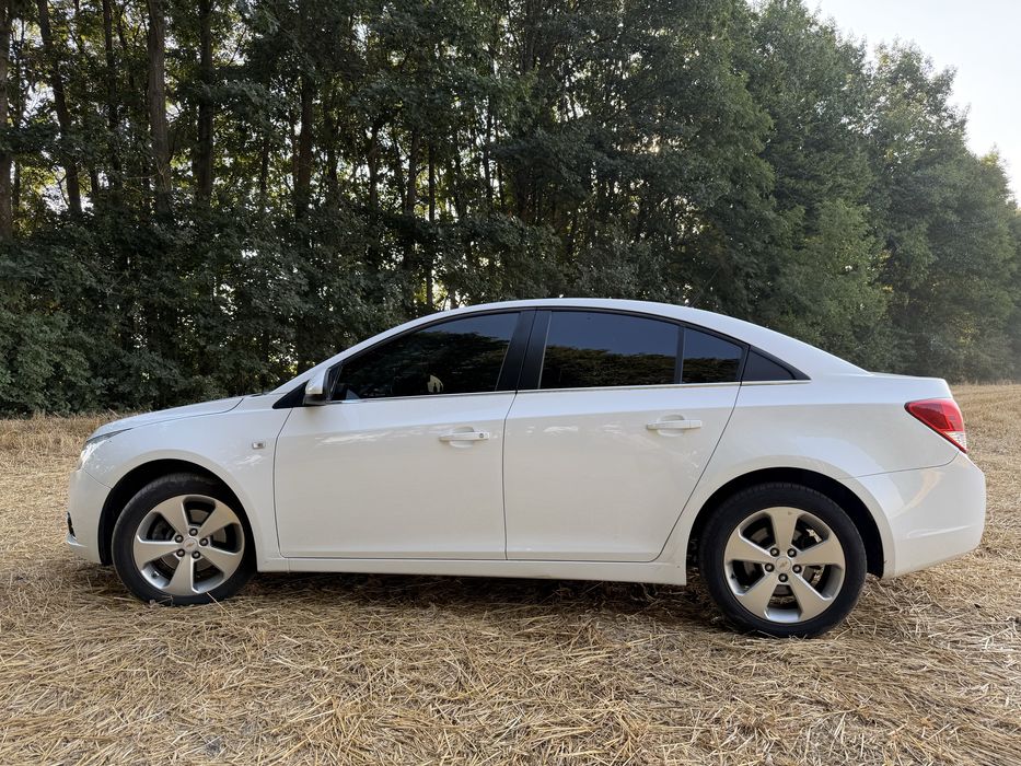 Chevrolet Cruze 2012 2.0 дизель автомат