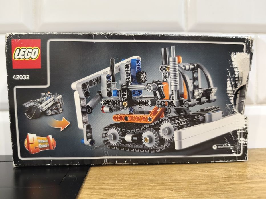 LEGO Technic 42032 koparka spychacz 8-14 lat