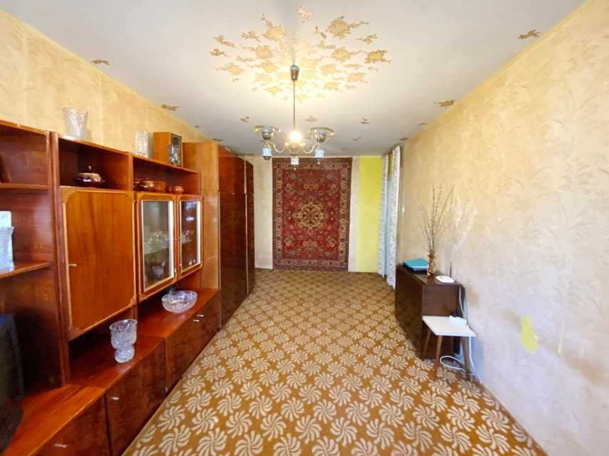 Продаю 3-кімнатну квартиру в районі ПТЗ, вул. Південна.ц6