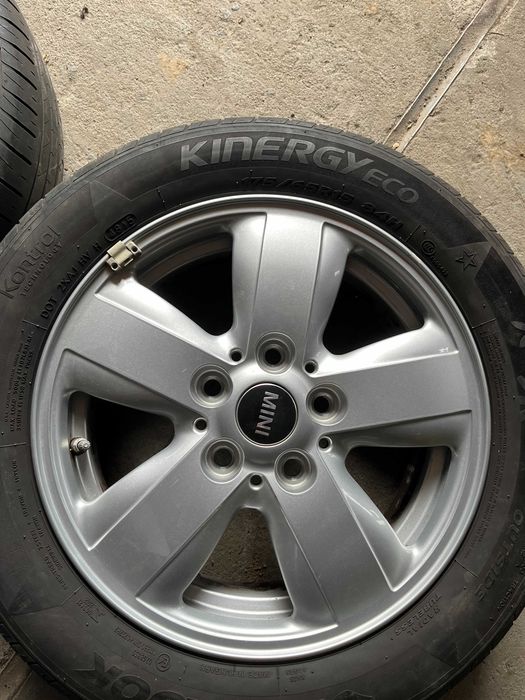 Sprzedam Felgi aluminiowe z oponami letnimi 15x175x65 Mini Cooper