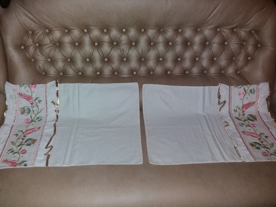 Продам одеяло, комплект постельного белья и велюровое покрывало.