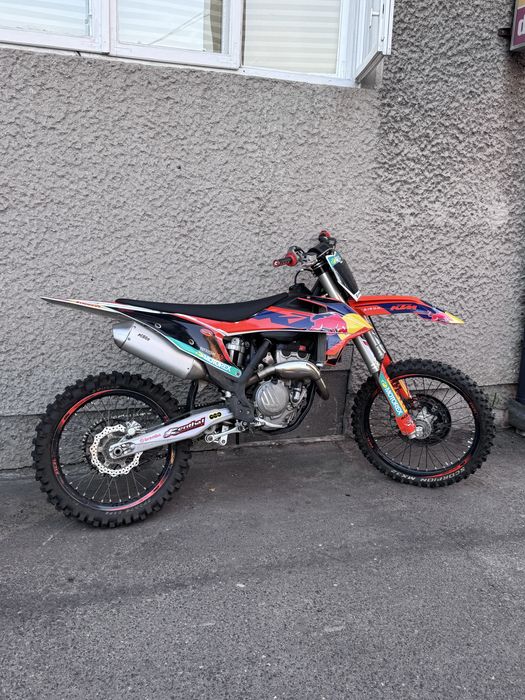 KTM