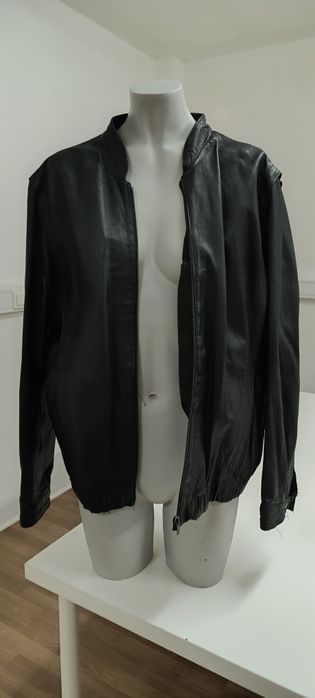 Black jacket, used. Size 50.64752274562818120
