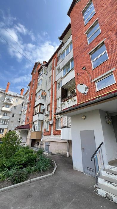 Продається 3х кімнатна квартира