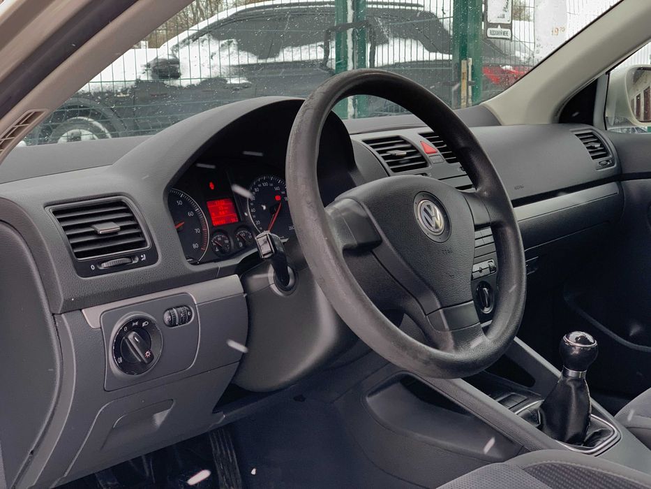 Volkswagen Jetta 2005