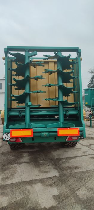 Rozrzutnik obornika 12 ton Camara 2025