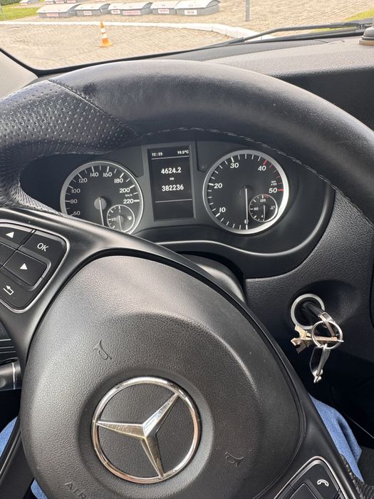 Mersedes -Benz  Vito 447 Long пасажир