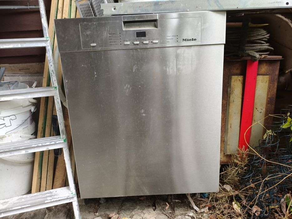 Zmywarka 60  Miele  uszkodzona