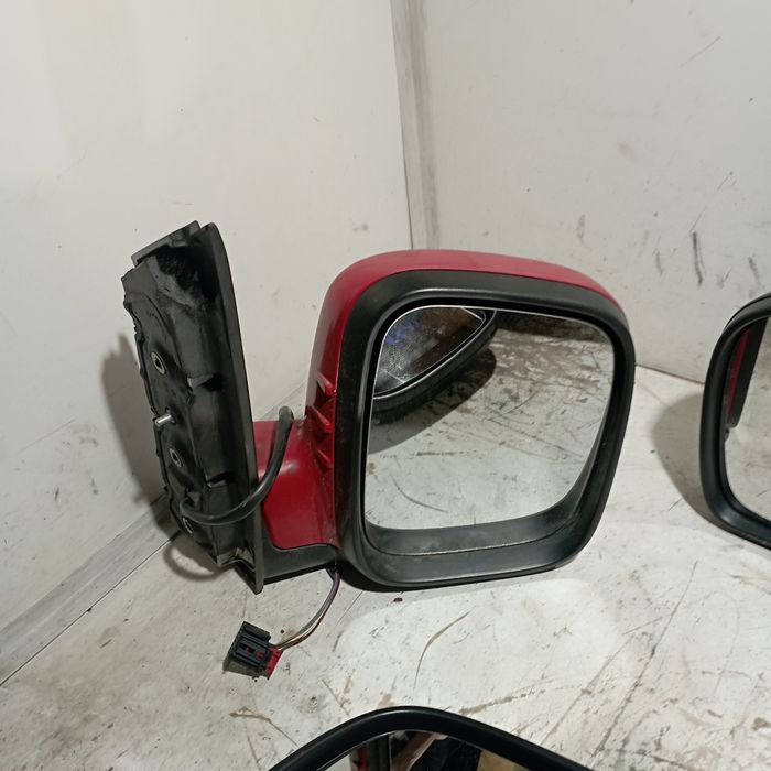 Дзеркала VW caddy 04-15 дзеркало ліве праве кадді
