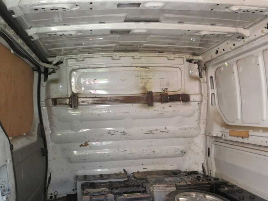 Nissan Primastar 1.9dCi de 2006 - Peças Usadas