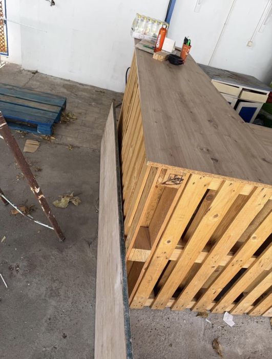 Balcão para exterior ou interior