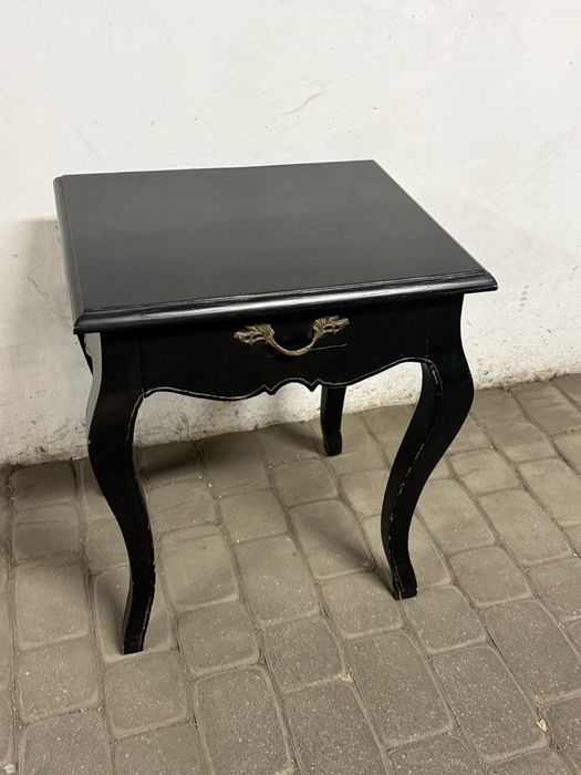 Stolik, konsola, czarny kolor