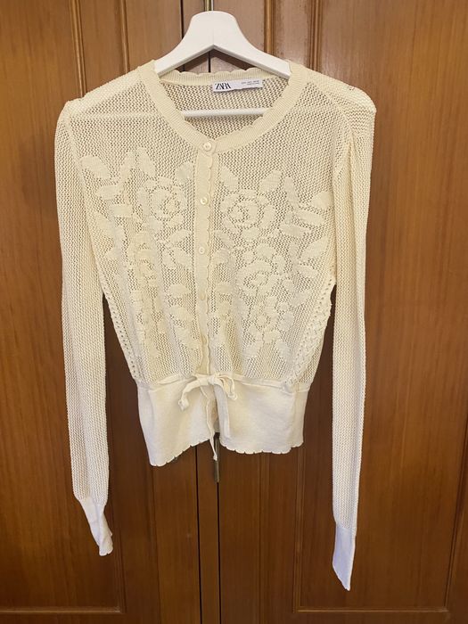 Casaco bege malha renda zara