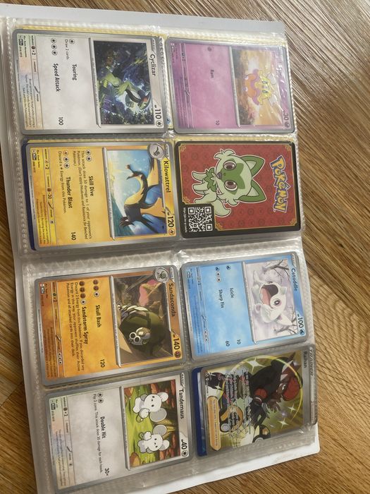 Zestaw kart Pokemon