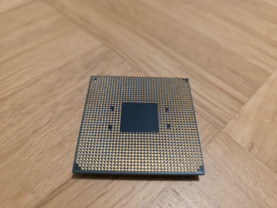 AMD Ryzen 9 3900XT 12/24 AM4 – sprawny, testowany