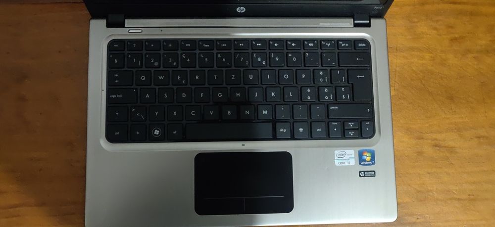 HP Folio 13-1050ez Core-i5 8 GB RAM (ecrã partido)