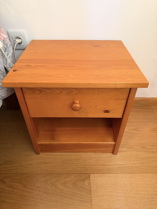 2 Mesinhas de Cabeceira por 40€