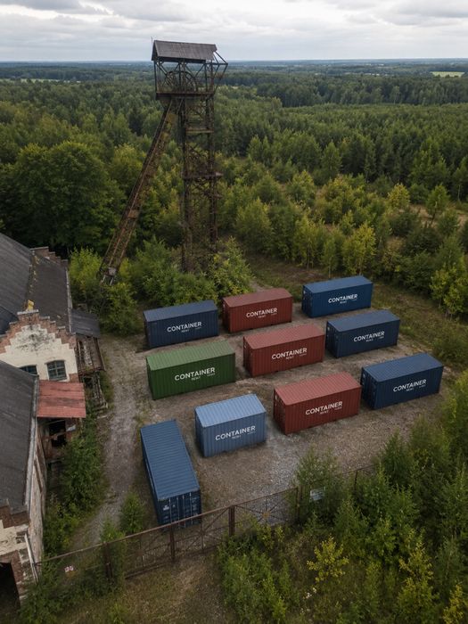 Wynajem powierzchni schowków magazynowych  od 8 - 200 m2