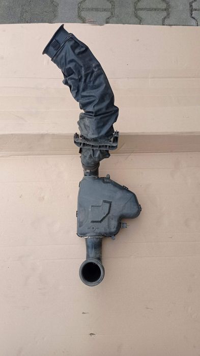 Rezonator powietrza Peugeot 206 cc 1.6 16 v