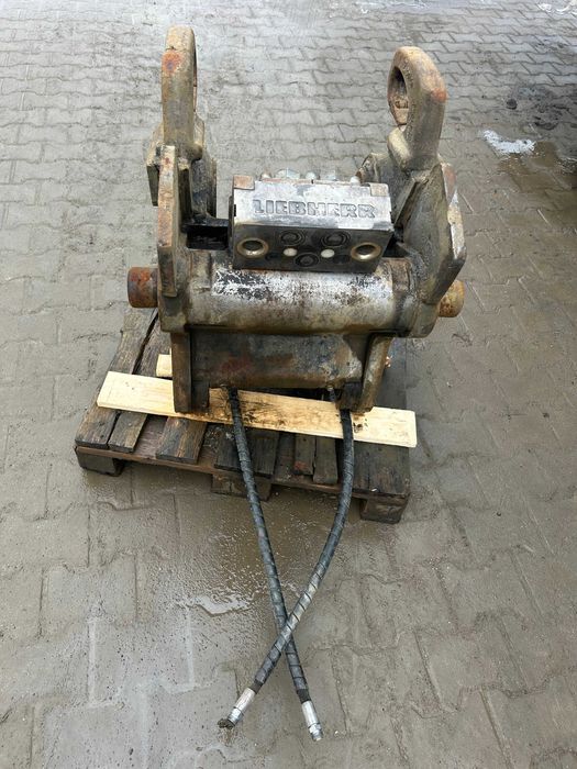 Szybkozłącze Liebherr z listwą wielofunkcyjną