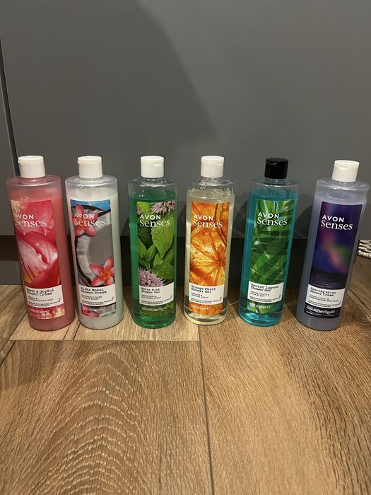 Avon zel pod prysznic senses care
