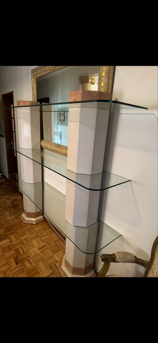 Estante de pedra marmore e vidro