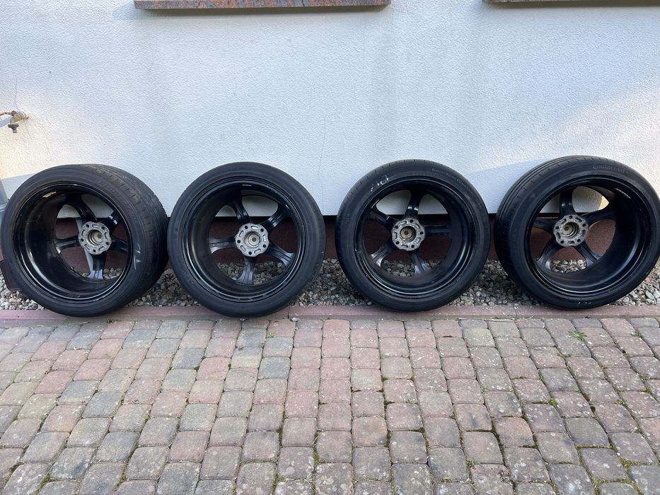 Felgi kola 18” 5x120 Barracuda velvet