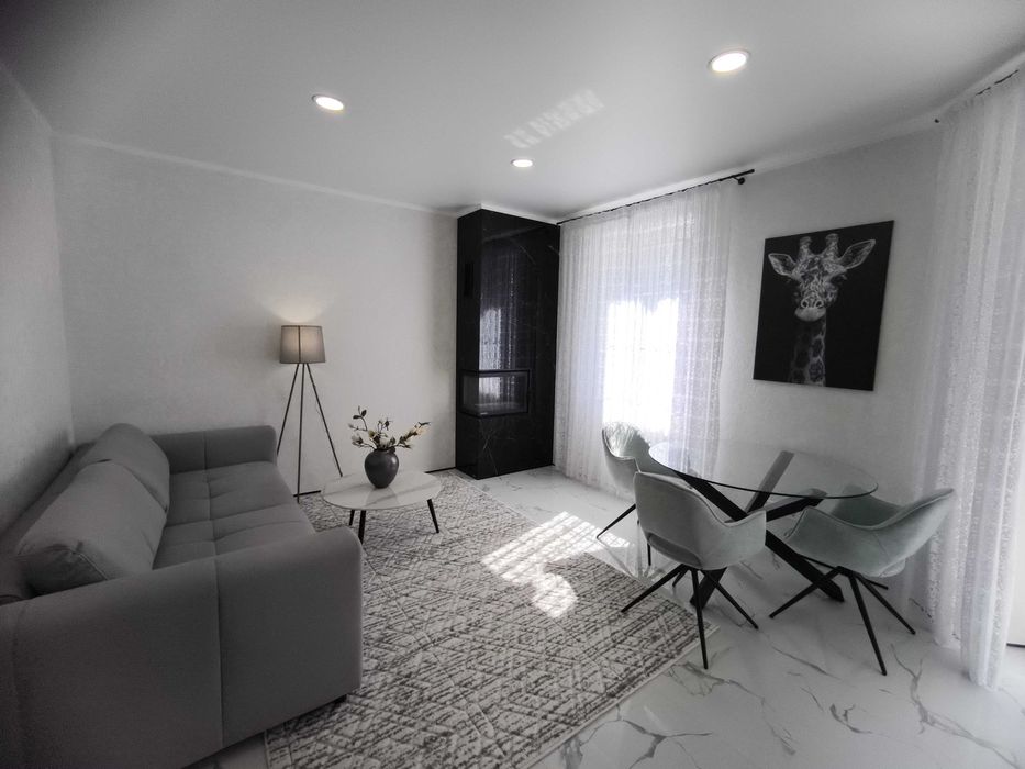 Дуплекс з новим ремонтом та меблями в Лісовій Бучі. Газ.