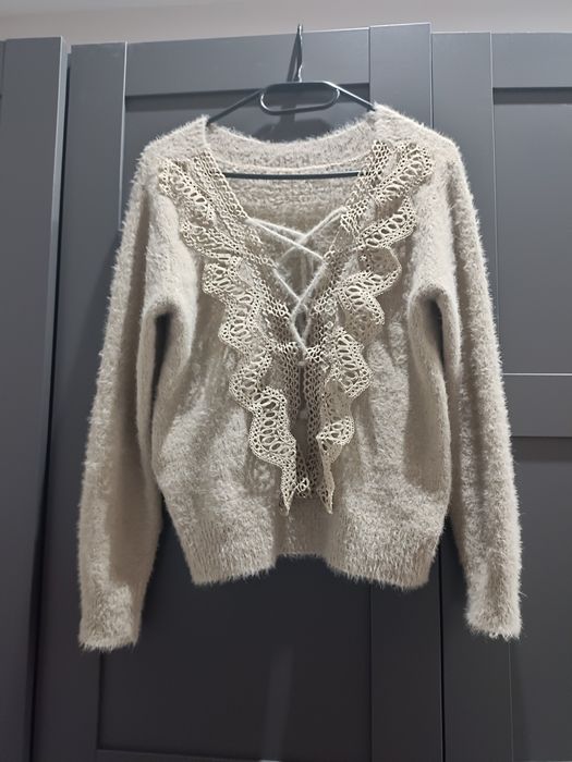 Sweterek elegancki