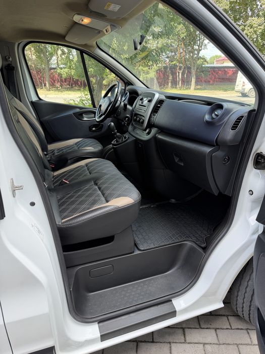 Продам Opel Vivaro 2015