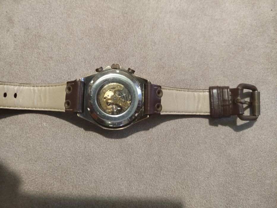 Механічний годинник Winner